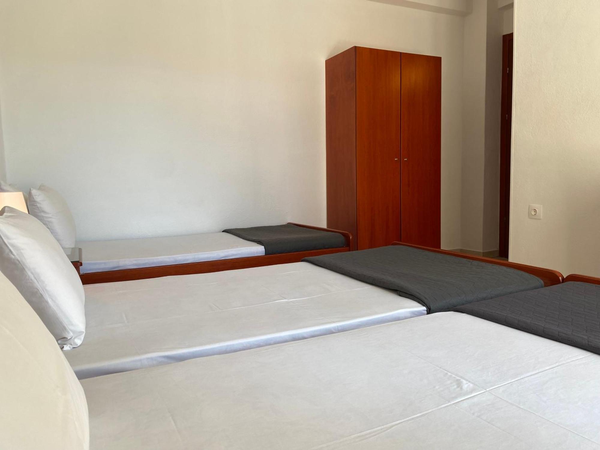 Korali Hotel Paralía Екстериор снимка