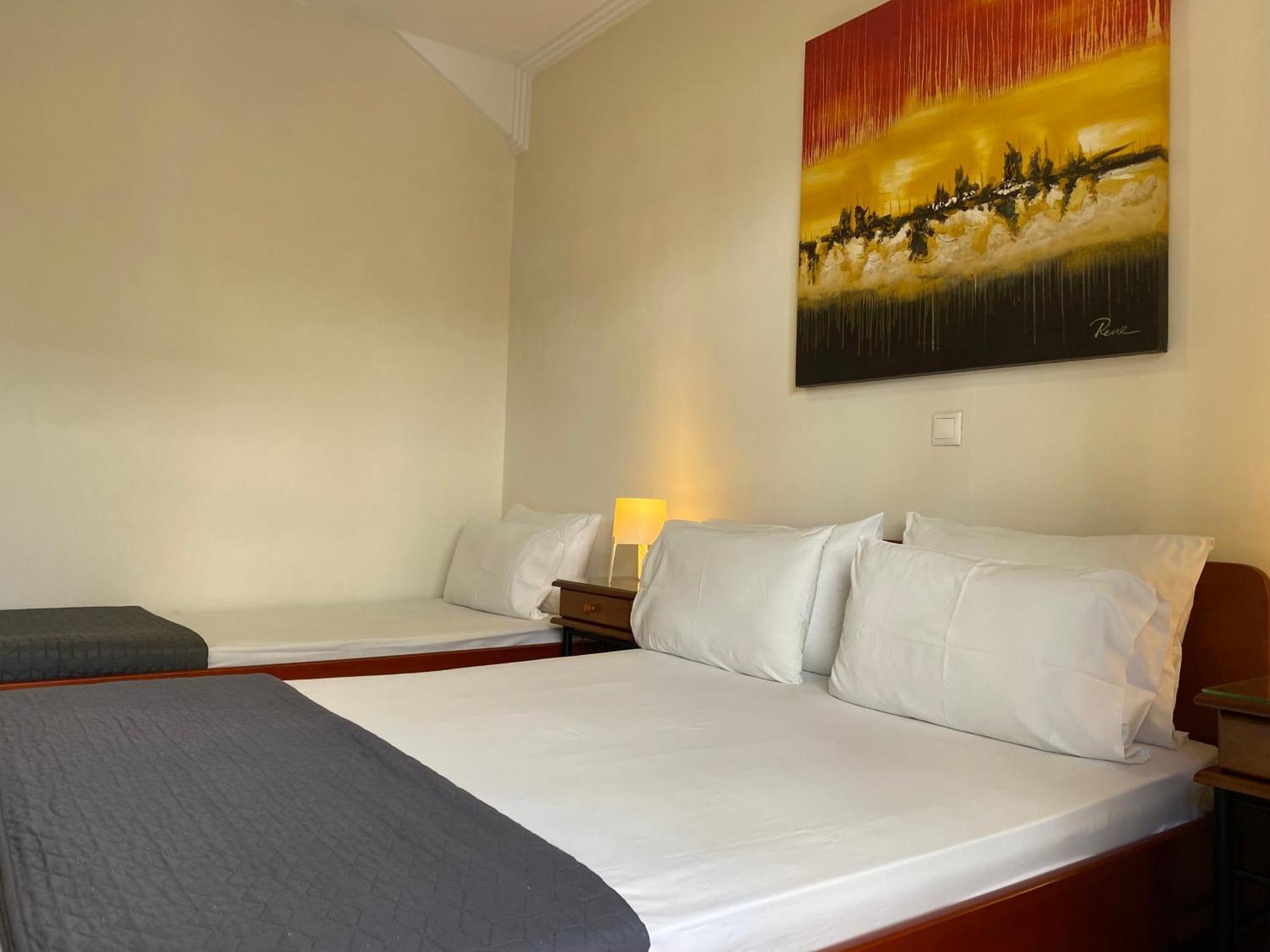 Korali Hotel Paralía Екстериор снимка