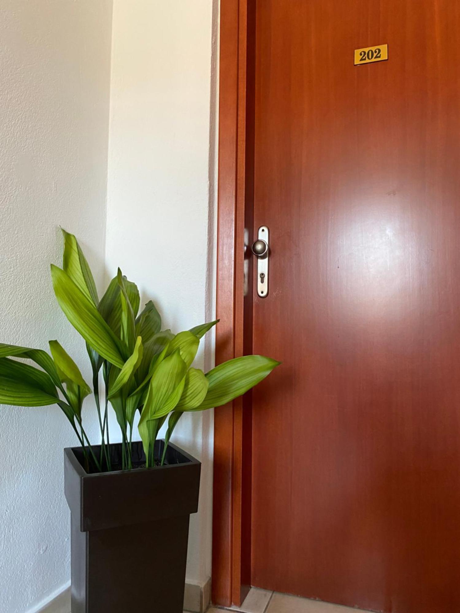 Korali Hotel Paralía Екстериор снимка